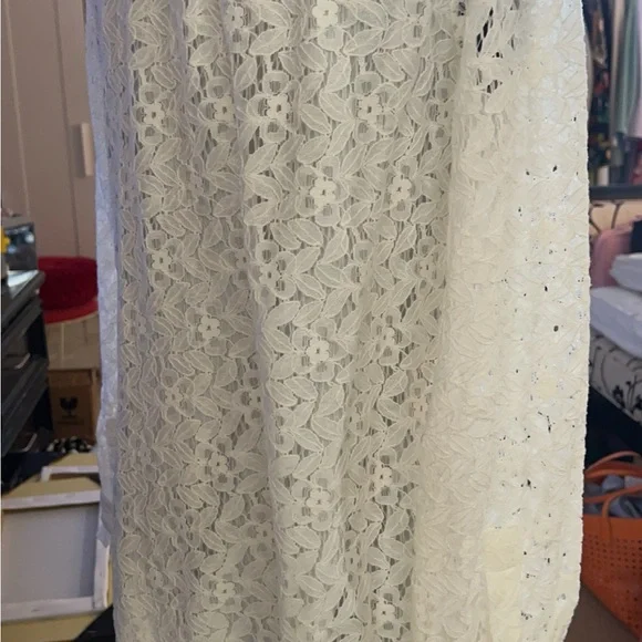White Lace Dress, Medium size, New with tag - Picture 8 of 12